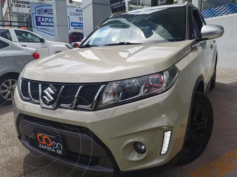 Foto Suzuki Vitara Boosterjet usado (2018) color Crema precio $344,000