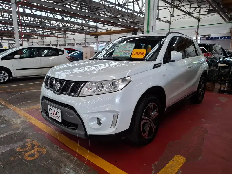 Foto Suzuki Vitara GLS usado (2017) color Blanco financiado en mensualidades(enganche $65,000 mensualidades desde $7,500)