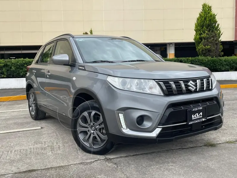 Suzuki Vitara GLX Aut usado (2022) color plateado precio $295,000