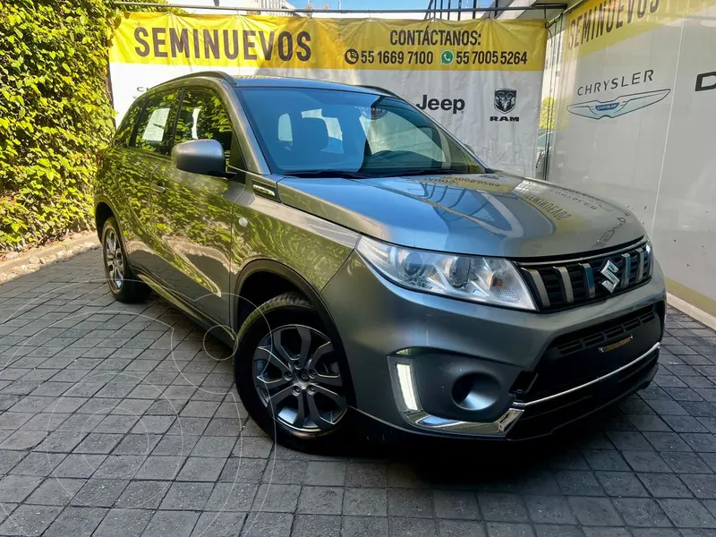Foto Suzuki Vitara GLX Aut usado (2022) color plateado precio $279,000