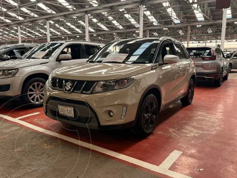 Foto Suzuki Vitara Boosterjet usado (2018) color Crema financiado en mensualidades(enganche $78,000 mensualidades desde $9,850)