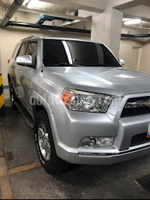 Foto venta carro usado Toyota 4Runner Sr5 V6,3.4i,24v A 2 2 (2013) color Plata precio u$s34.000