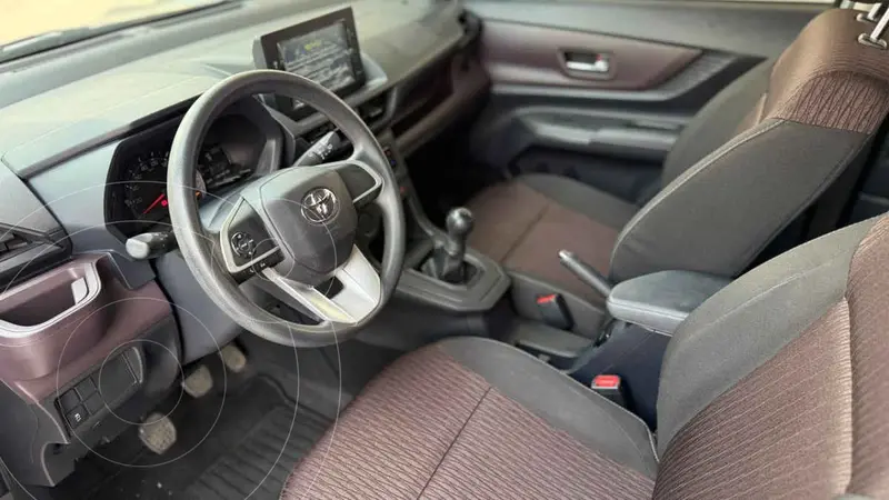 toyota avanza