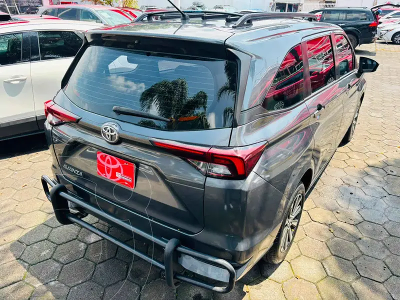 toyota avanza