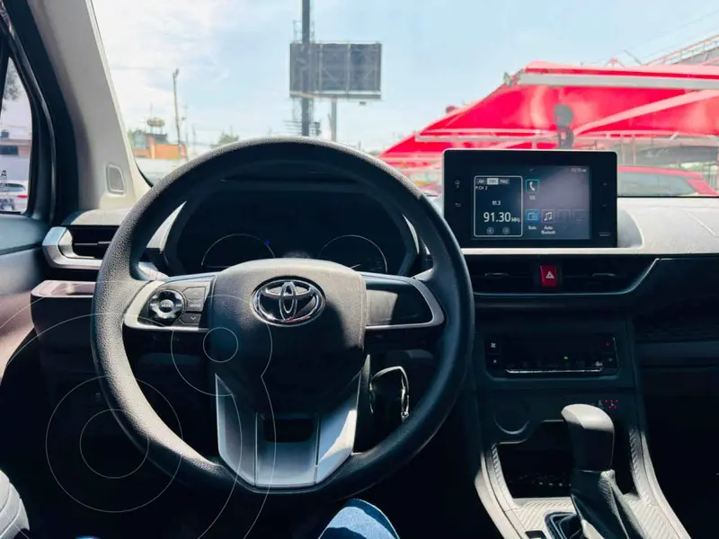 toyota avanza