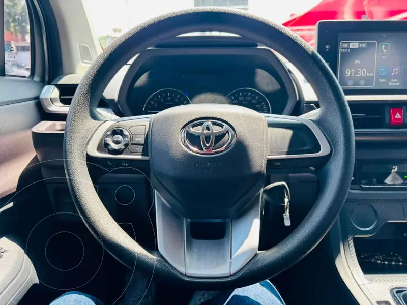 toyota avanza