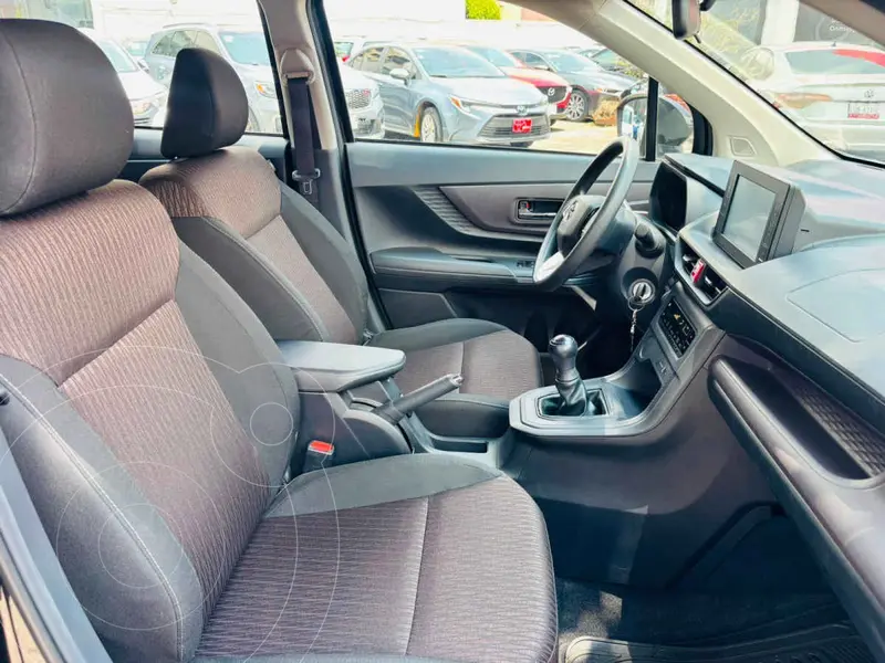 toyota avanza