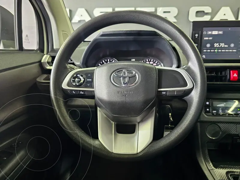 toyota avanza
