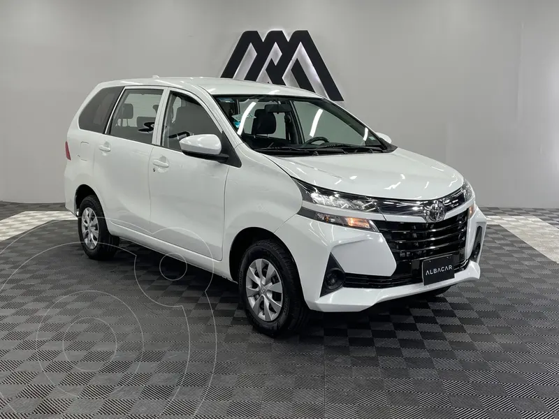 Foto Toyota Avanza LE Aut usado (2021) color Blanco precio $287,999