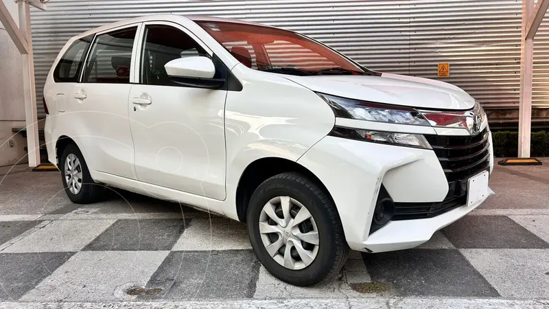 Foto Toyota Avanza LE Aut usado (2020) color Blanco precio $265,000