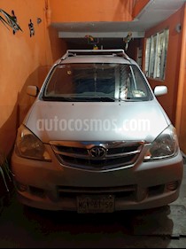 Toyota Avanza Premium Aut usado (2011) color Beige precio $130,000