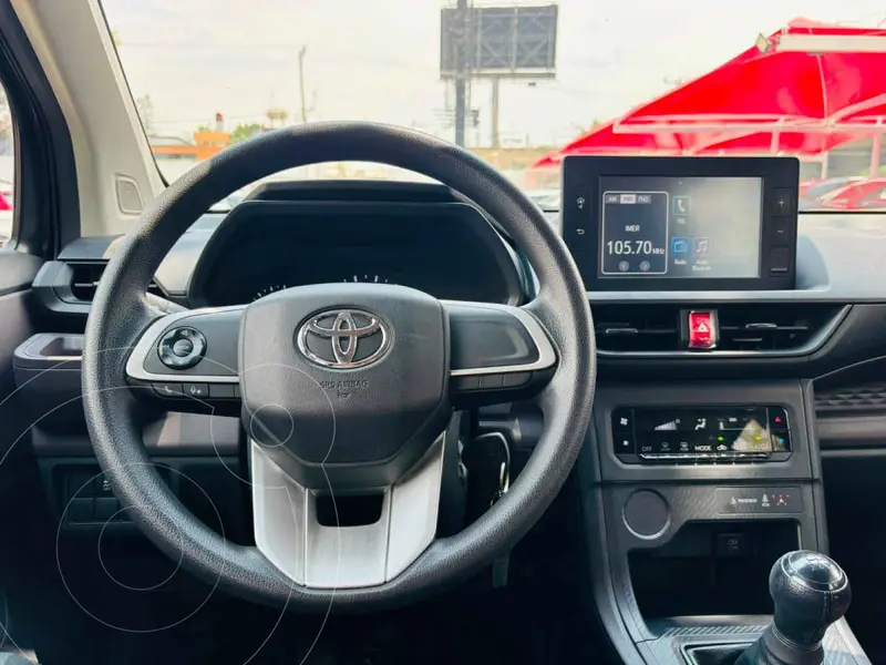 toyota avanza