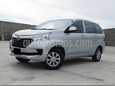 foto Toyota Avanza LE Aut usado (2018) color Plata precio $218,000