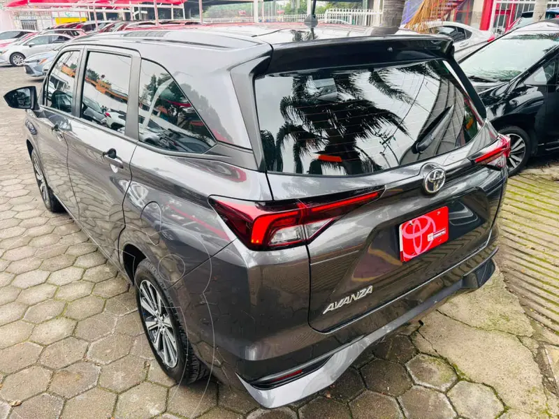 toyota avanza