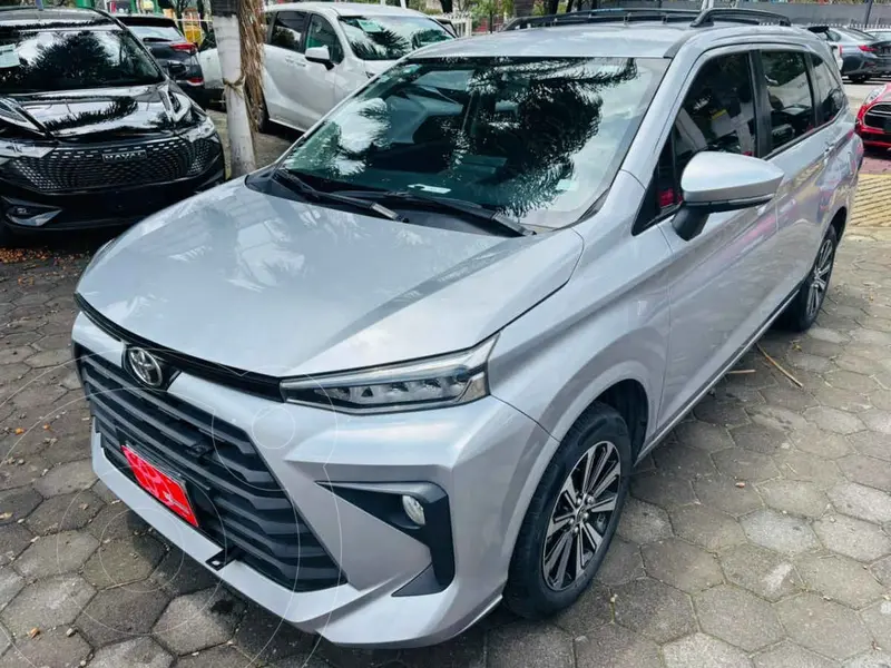 Foto Toyota Avanza XLE Aut usado (2023) color Plata financiado en mensualidades(enganche $93,794 mensualidades desde $8,331)