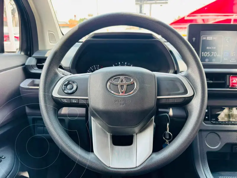 toyota avanza