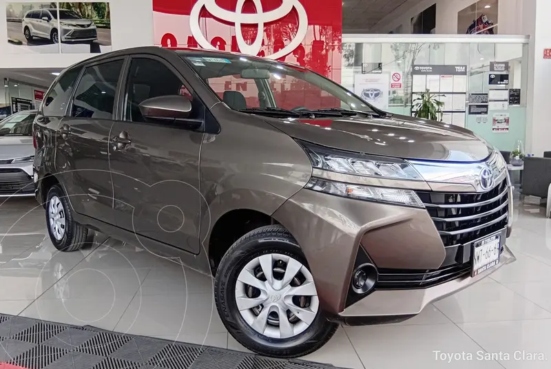 Foto Toyota Avanza LE Aut usado (2020) color Dorado Oscuro precio $275,000