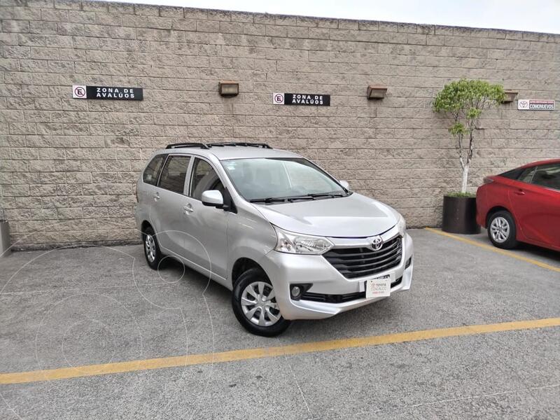 Foto Toyota Avanza LE usado (2017) color Plata precio $228,000