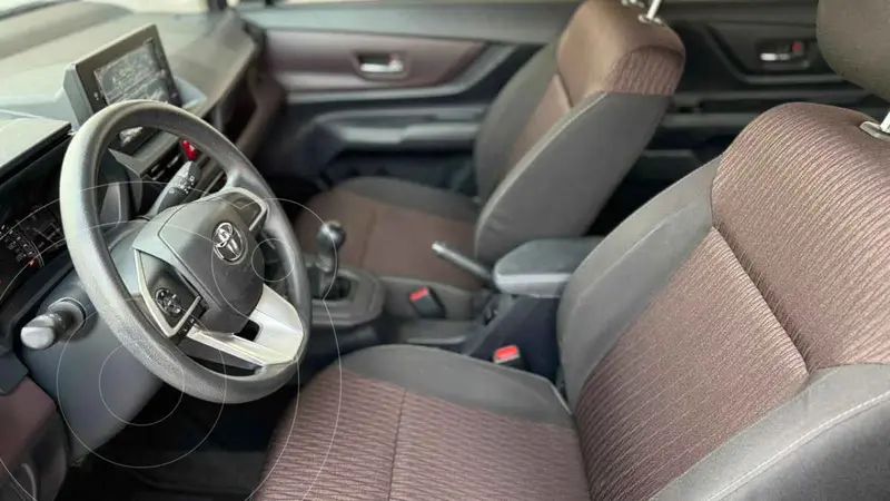 toyota avanza