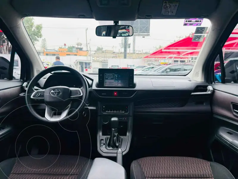 toyota avanza