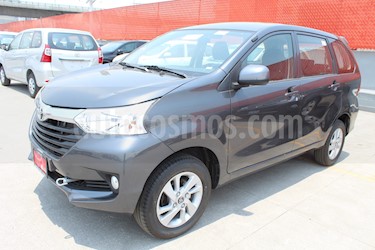 foto Toyota Avanza XLE Aut usado (2019) color Gris precio $269,000