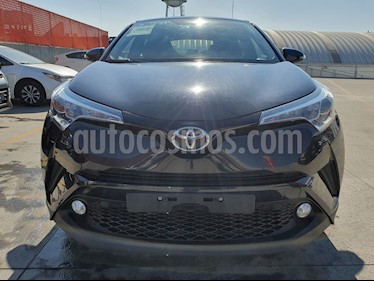 Toyota C-HR 2.0L usado (2019) color Negro precio $345,000