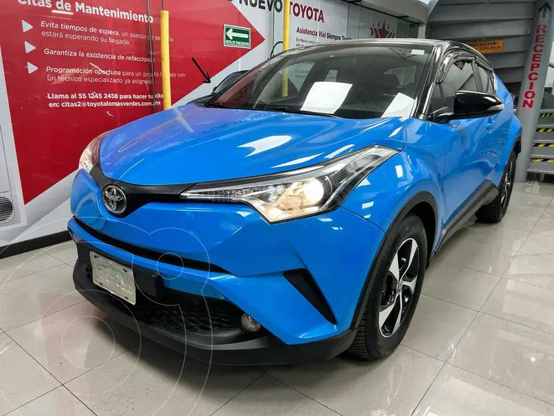 Foto Toyota C-HR 2.0L usado (2019) color Azul precio $335,100
