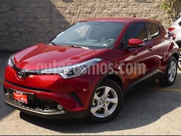 foto Toyota C-HR 4P CVT L4/2.0 AUT usado (2019) color Rojo precio $320,000