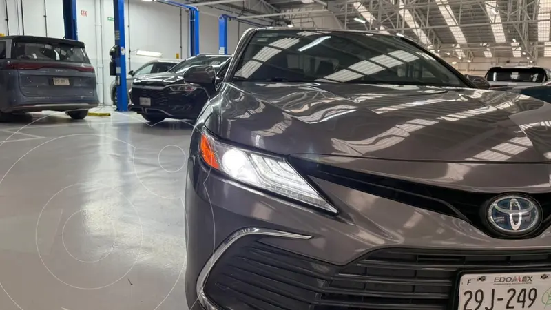 toyota camry-hev