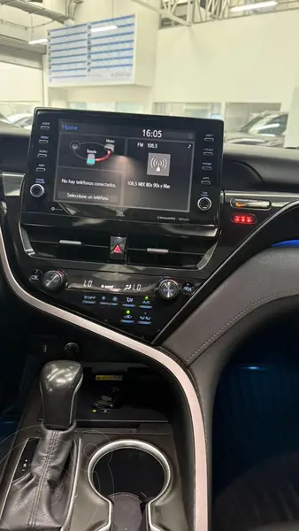 toyota camry-hev