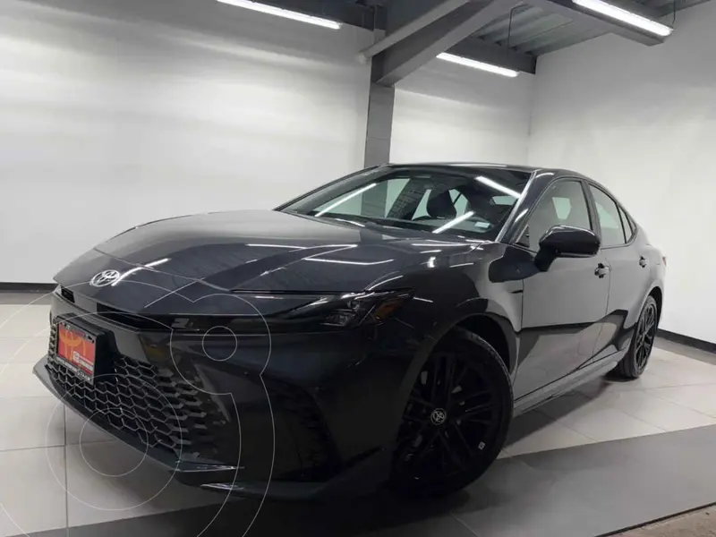 Foto Toyota Camry HEV XSE usado (2025) color Negro precio $635,000
