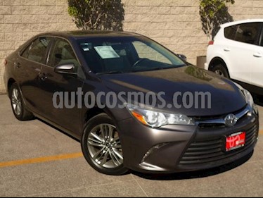 foto Toyota Camry 4P XLE L4/2.5 AUT NAVI usado (2016) color Gris precio $210,000