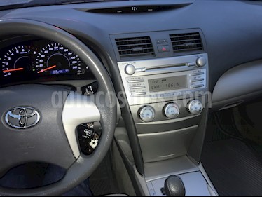 foto Toyota Camry LE 2.5L usado (2010) color Gris precio $120,000