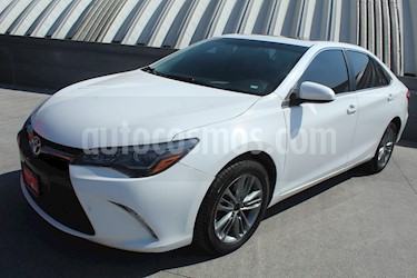Toyota Camry XSE 3.5L V6 usado (2015) color Blanco precio $229,000