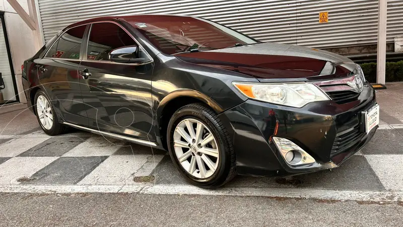 Foto Toyota Camry XLE 2.5L usado (2014) color Negro precio $180,000