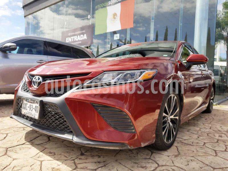 Toyota Camry SE 2.5L usado (2018) color Rojo precio $305,000