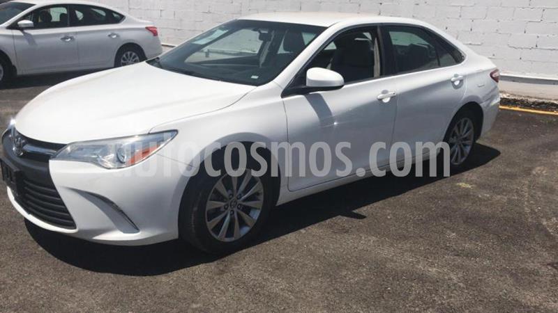 Toyota Camry 4P LE L4/2.5 AUT usado (2017) color Blanco precio $250,000