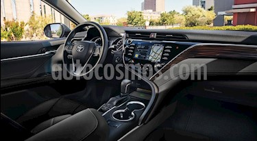 Toyota Camry XLE 2.5L Navi nuevo color Blanco precio $528,700
