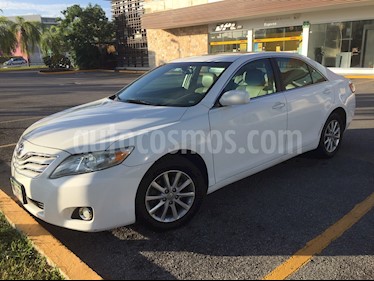 foto Toyota Camry XLE 2.4L usado (2011) color Blanco precio $139,000