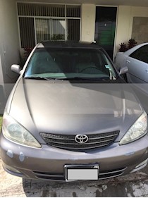 foto Toyota Camry XLE 2.4L usado (2004) color Gris precio $49,000