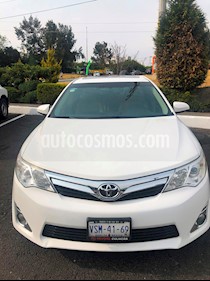 foto Toyota Camry XLE 2.5L Navegación usado (2014) color Blanco precio $220,000