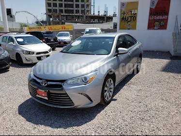 Foto venta Auto usado Toyota Camry XLE 2.5L (2016) color Plata precio $239,000