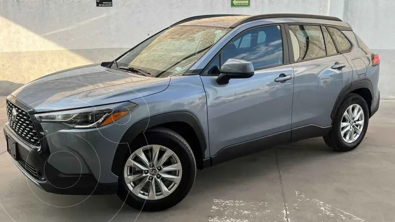 Foto Toyota Corolla Cross LE usado (2024) color Azul financiado en mensualidades(enganche $104,500 mensualidades desde $10,309)