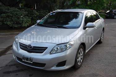 foto Toyota Corolla 1.6 XLi usado (2010) color Gris precio $330.000