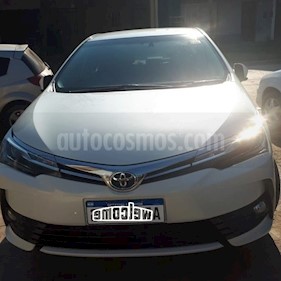 foto Toyota Corolla 1.8 SE-G CVT usado (2017) color Blanco precio $840.000