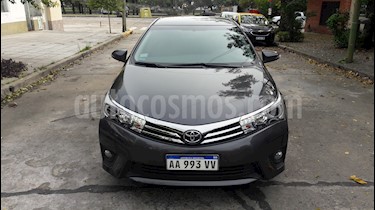 foto Toyota Corolla 1.8 XEi Aut usado (2017) color Gris Oscuro precio $620.000