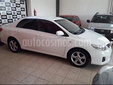 Toyota Corolla 1.8 XEi usado (2014) color Blanco precio $520.000