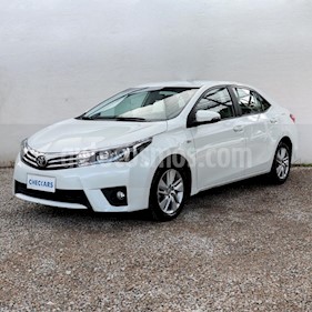foto Toyota Corolla 1.8 XEi usado (2015) color Blanco precio $589.000