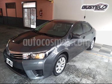 Foto Toyota Corolla 1.8 XLi CVT usado (2015) color Gris Oscuro precio $549.900