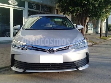 foto Toyota Corolla 1.8 XLi CVT usado (2019) color Gris Claro precio $985.000